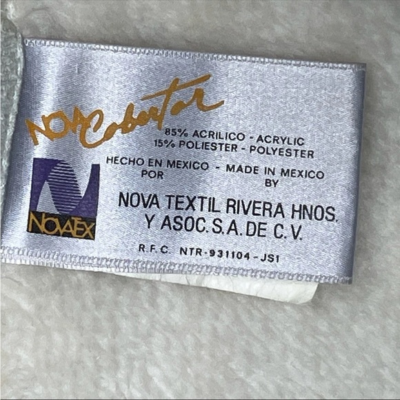 Precious Moments Plush Blanket Girl Puppies Dogs Wagon God Loveth Cheerful Giver - Picture 2 of 7